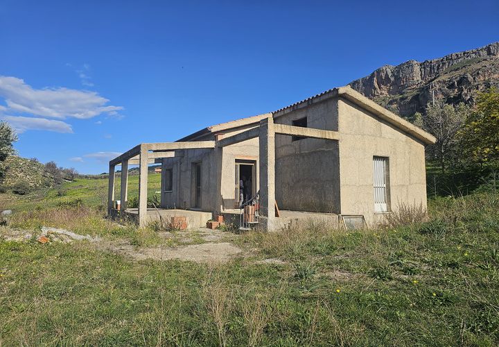 Villa i Collesano, Palermo, Collesano - € 95.000 | Ref: 10518 - foto 1